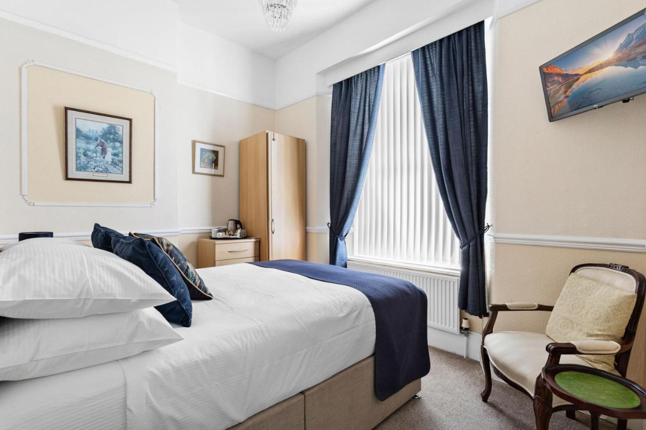 Melba House (Adults Only) Bed & Breakfast Torquay Bagian luar foto