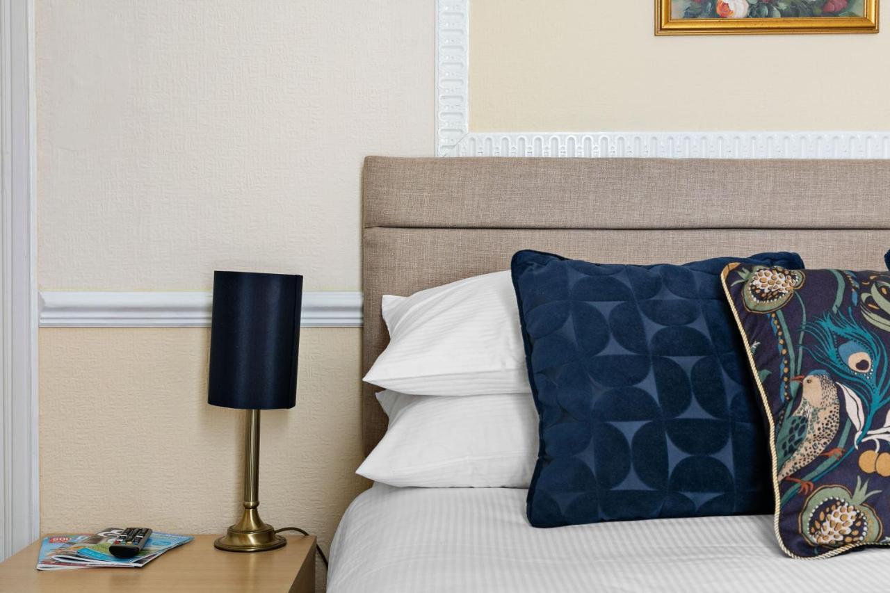 Melba House (Adults Only) Bed & Breakfast Torquay Bagian luar foto