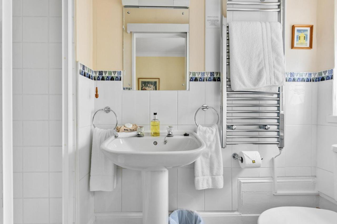 Melba House (Adults Only) Bed & Breakfast Torquay Bagian luar foto