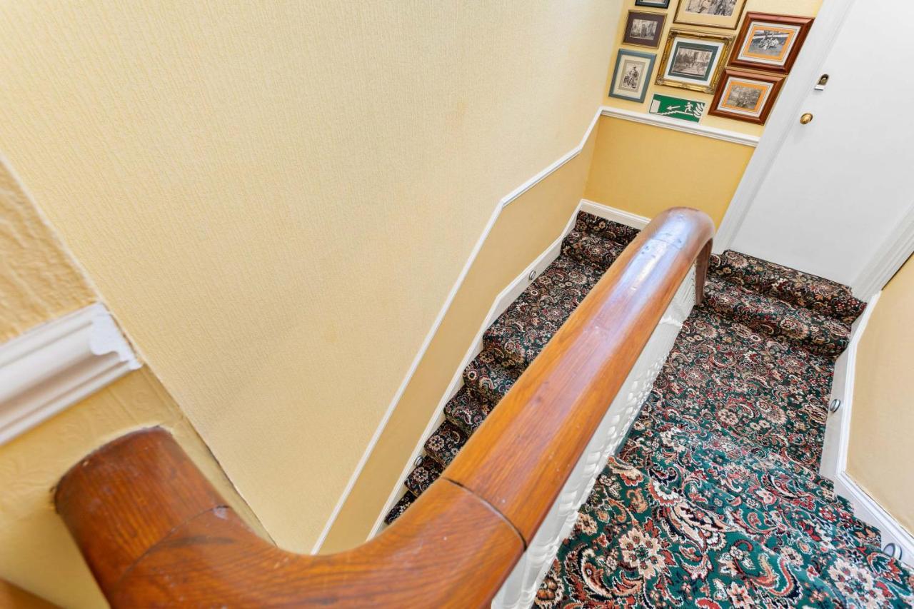 Melba House (Adults Only) Bed & Breakfast Torquay Bagian luar foto
