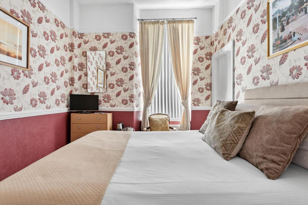 Melba House (Adults Only) Bed & Breakfast Torquay Bagian luar foto