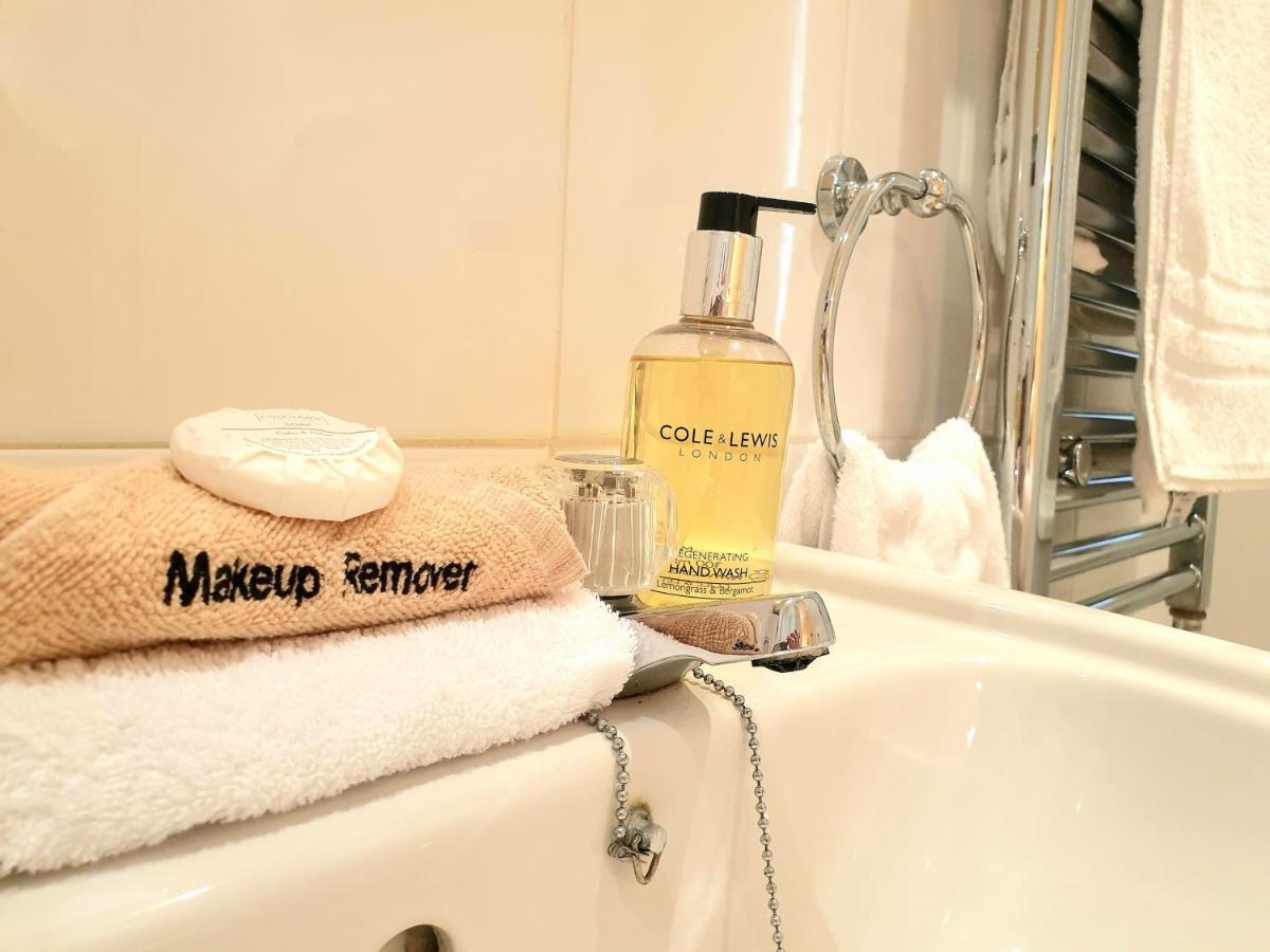 Melba House (Adults Only) Bed & Breakfast Torquay Bagian luar foto