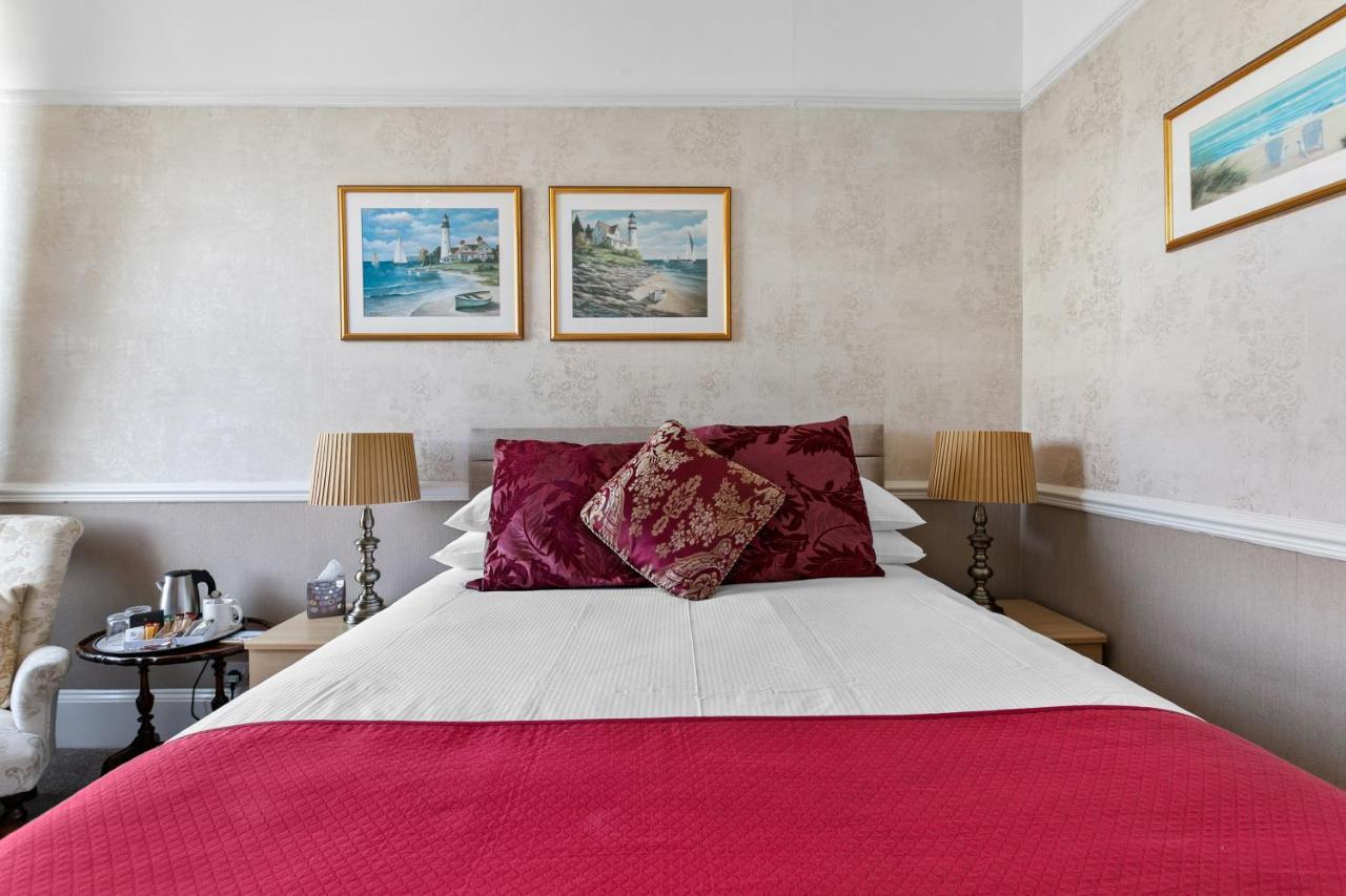 Melba House (Adults Only) Bed & Breakfast Torquay Bagian luar foto