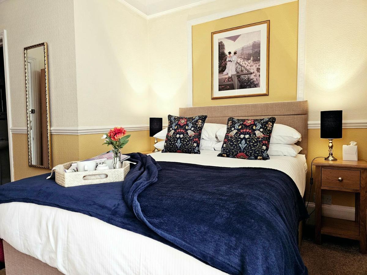 Melba House (Adults Only) Bed & Breakfast Torquay Bagian luar foto