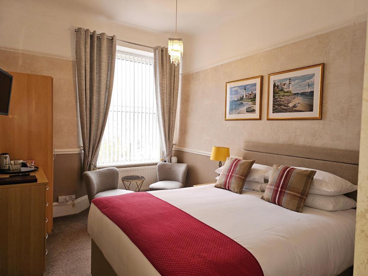 Melba House (Adults Only) Bed & Breakfast Torquay Bagian luar foto
