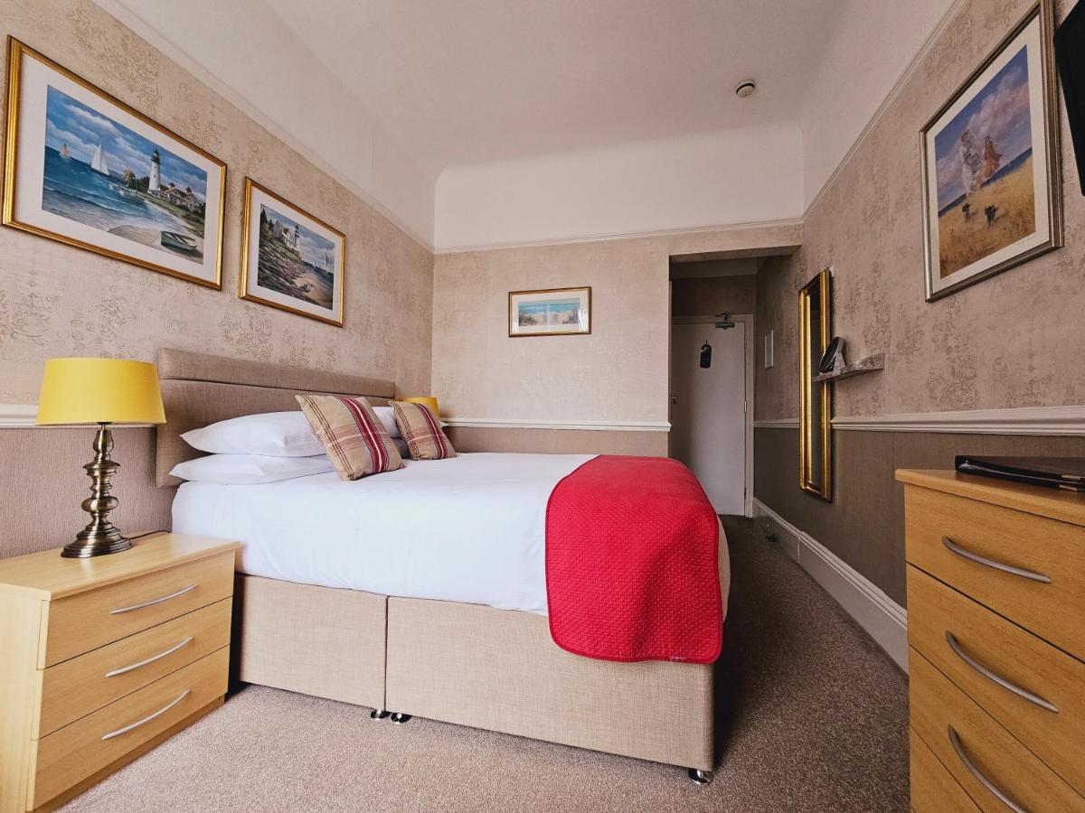 Melba House (Adults Only) Bed & Breakfast Torquay Bagian luar foto